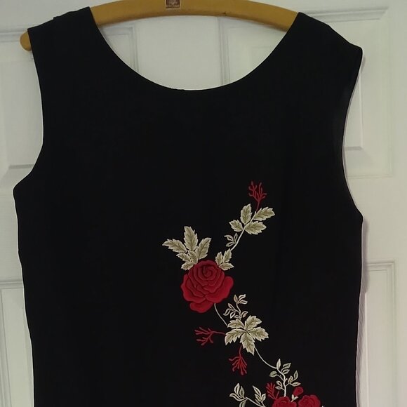 Jessica Dresses & Skirts - Jessica Black Embroidered Dress Size 16